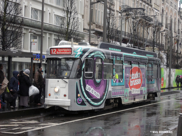 7043 lijn12 'STUDIO BRUSSEL' KONINGIN ASTRIDPLEIN 20160304 11u13k