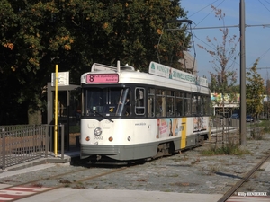 7055 lijn 8  Halte 'VAN RIEL' 20151026