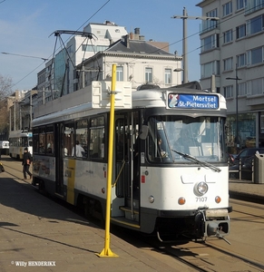 7107 lijn7 Halte NATIONALE BANK 20160314 13u38