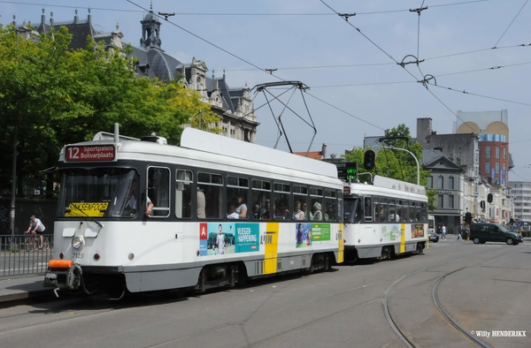 7123-71xx lijn 12 FRANKLIN ROOSEVELTPLAATS 20150614