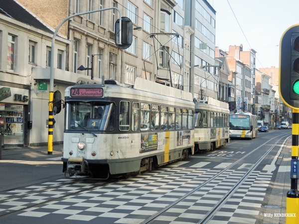 7119-71xx lijn24 TURNHOUTSEBAAN 20160227