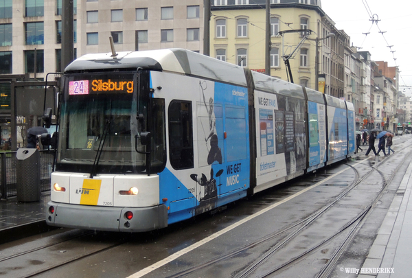 7205 lijn24 'TICKETMASTER' KONINGIN ASTRIDPLEIN 20160304 (1) 11u1