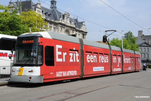 7207 'ER ZIT EEN REUS IN JE KRANT' FRANKLIN ROOSEVELTPLAATS 20150