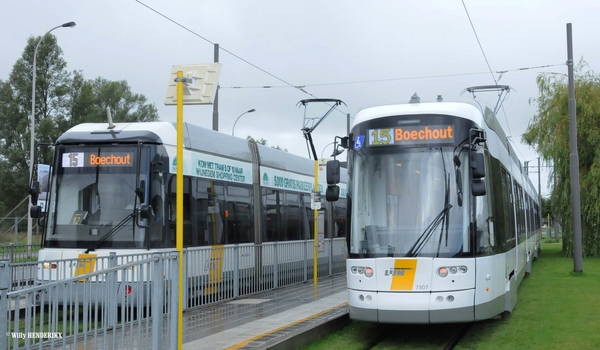 7307 & 728x lijn 15 P+R LINKEROEVER 20150907