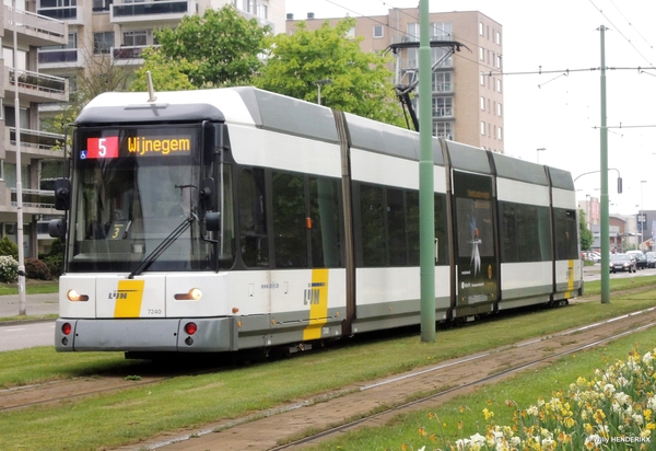 7240 lijn 5 nabij Halte HALEWIJN 20170421 13u31