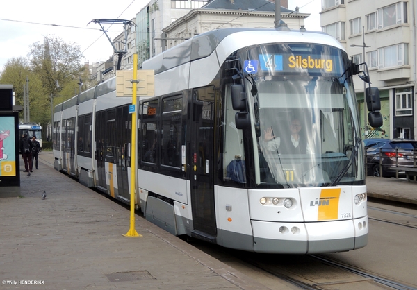 7328 lijn 4 NATIONALKE BANK 20170419 15u35_2