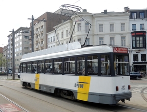 7041 lijn 12 NATIONALKE BANK 20170419 15u30_2