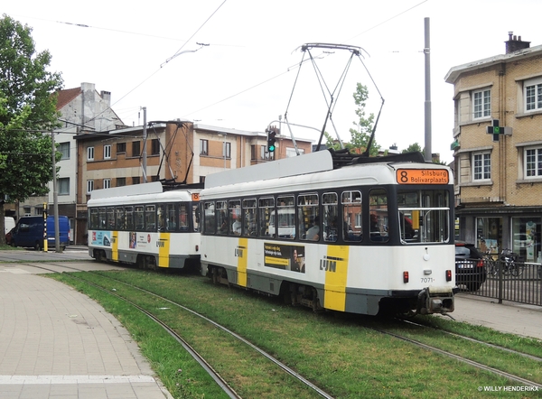 7085-7071 lijn 8 Halte MUGGENBERG 20170715 12u25_1 (3)