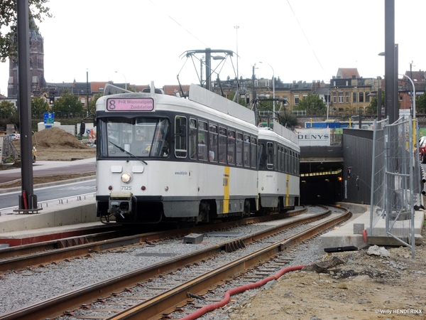 7125-7133 lijn 8 uitrit TUNNEL BRUG TURNHOUTSEBAAN 20170902  omle