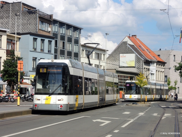 7279 lijn10 & 7256 lijn8 COGELSPLEIN 20170902 15u13