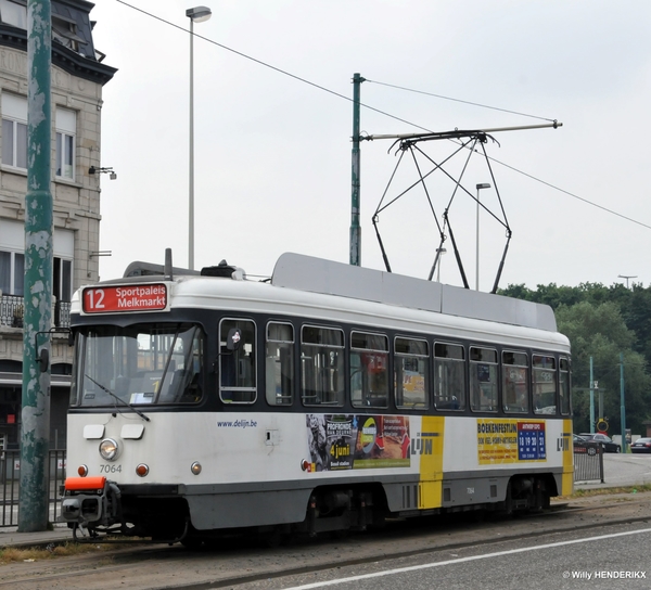 7064 lijn 12 Halte SPORTPALEIS 20170603_1