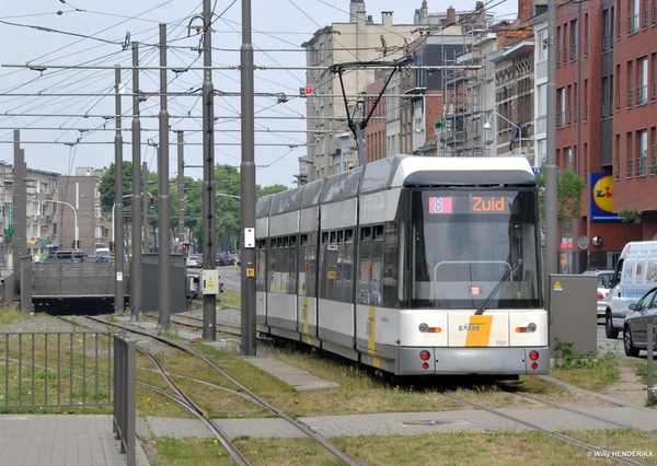 7237 lijn8 vertrek Halte MUGGENBERG 20170603_3