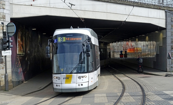 7339 lijn9 onder spoorwegbrug tijdens versporing GULDENVLEISSTRAA