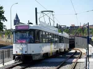 7134-7072 lijn8 uitrit tunnel nabij Halte HOF TER LO 20180504 13u