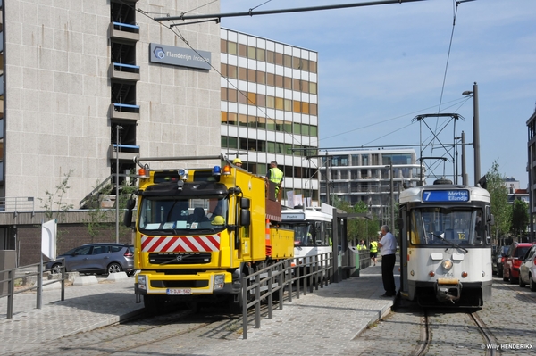 EERSTE PROEFRIT lijn 70 met 7916 & 7117 & 7114-7126 Halte EILANDJ