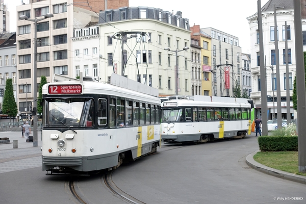 7002 lijn12 & 7022 lijn11 KONINGIN ASTRIDPLEIN stroompanne 201805