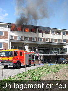 BATIMENT, logement, feu (22/05/2011)  divers