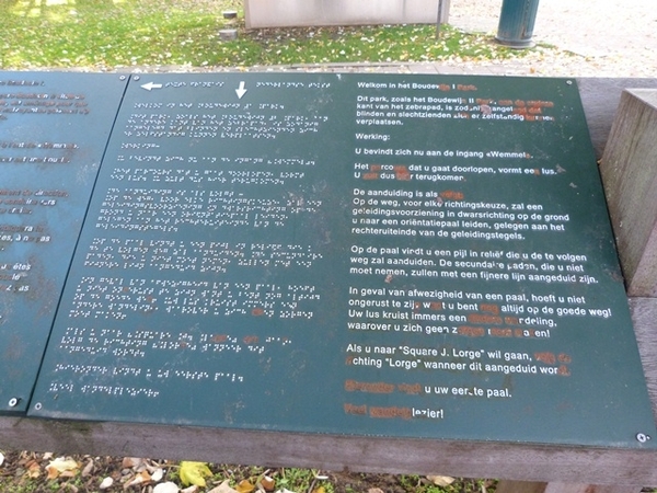 040-Infobord alsook in  braille