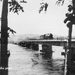 CITE KONGOLO train traversant le pont.