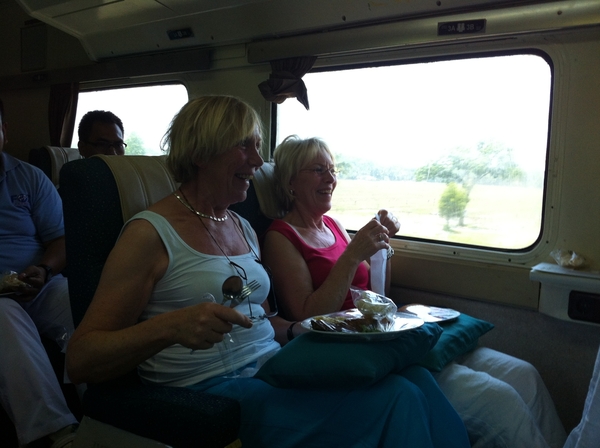 1D Bandung--Kroya, treinreis _IMG_4363