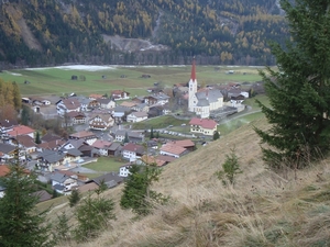 Het dorp Holzgau