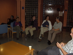 DE DEUREN ZIJN NOG GESLOTEN