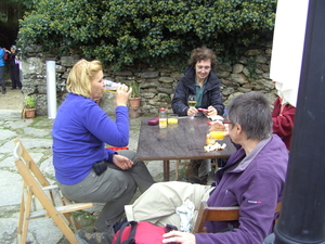 SMAKELIJK BIJ EEN TUSSENSTOP