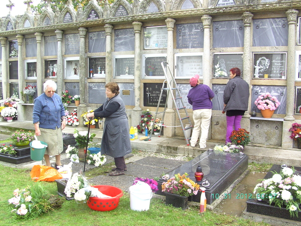 HET WORDT ALLERHEILIGEN