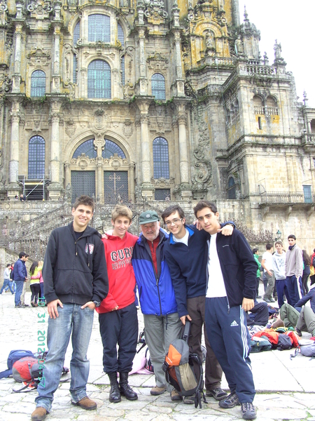 IN VRIENDSCHAP MET SPANJE