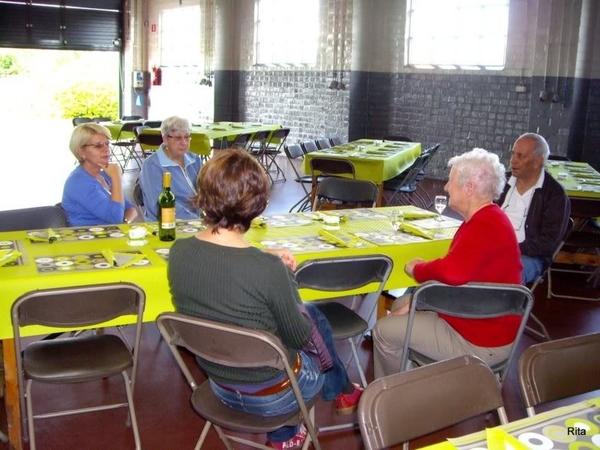 De zaal is klaar, even uitrusten.