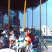 nathalie op carousel onder de eifeltoren