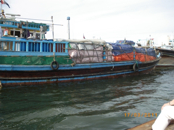 66. Dubai-Dhows in de haven