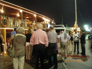 38. Afscheidsdiner op Dhow met cruise in Dubai creek. IMGP1892