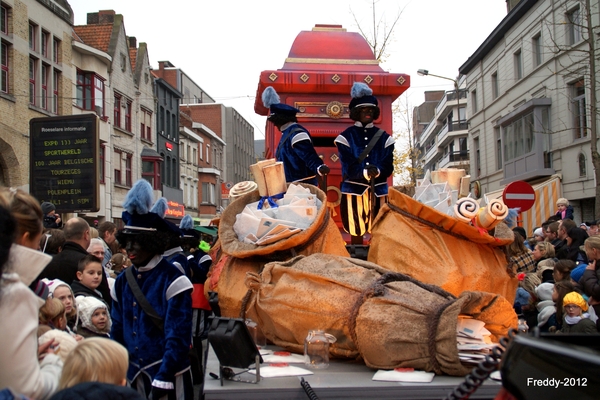 Sinterklaasparade-Roeselare-2012