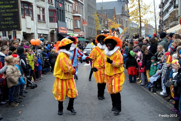 Sinterklaasparade-Roeselare-2012