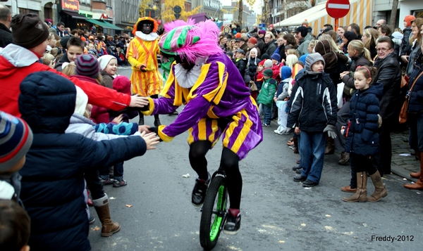 Sinterklaasparade-Roeselare-2012