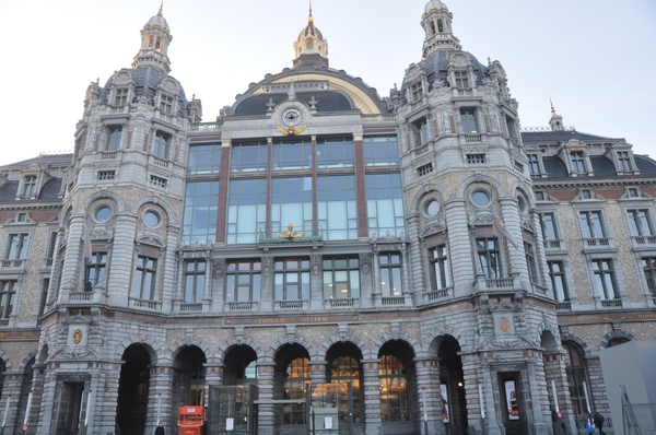 001  THE ( A ) FROM ANTWERP...!