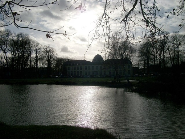25-