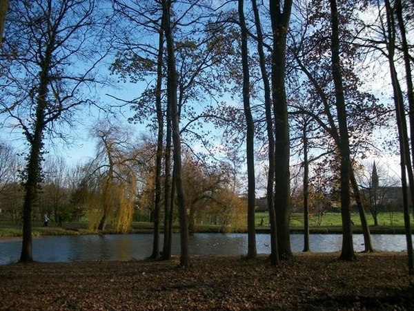 27-Kasteeldomein van 7 ha.