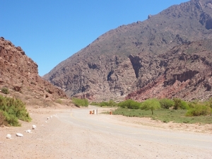 IMGP1998 Baan van Cafayate naar Salta met prachtige rotsformaties