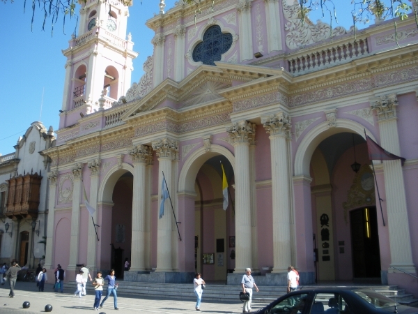 IMGP2017 Kathedraal van Salta