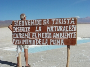 IMGP2047 Salinas grandes (zoutmeren) op de Altiplano