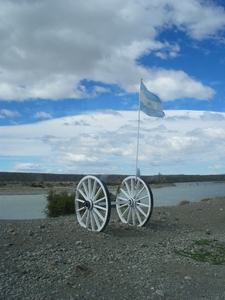 IMGP2095 IMGP2091 El Calafate het woeste landschap van Patagonië