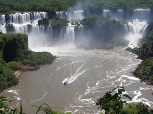 IMGP2190 IMGP2189 Nationaal Park van Iguazu langs de Braziliaanse