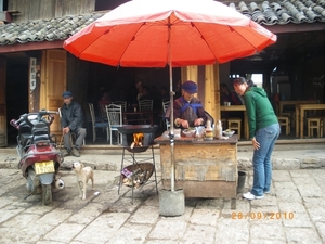 Lijiang-Bezoek Bai-volk (12)