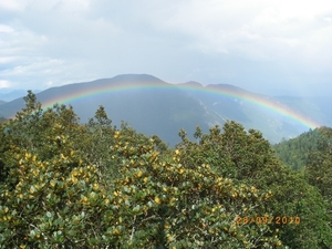 Lijiang-de Yakweide, prachtige regenboog