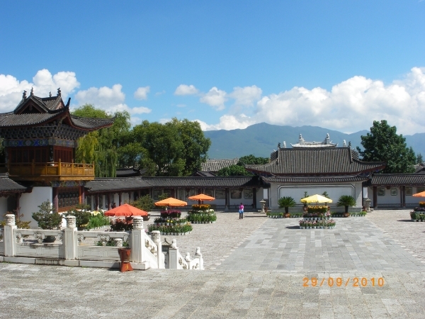 Lijiang,paleis van de Mu (6)
