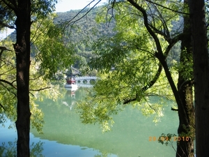 Lijiang-vijver en park van de Zwarte Draken (2)