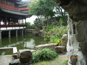 Yu-tuin in het oude stadsgedeelte van Shanghai (3)