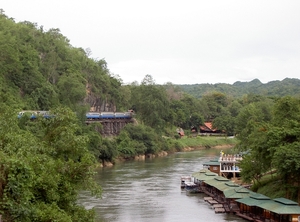 Thailand - kanchanaburi  The Bridge on the River Kwai mei 2009 (4